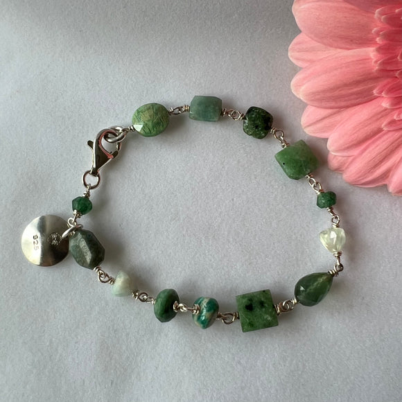 ANNA armbånd i sølv 925 med steiner i grønn toner