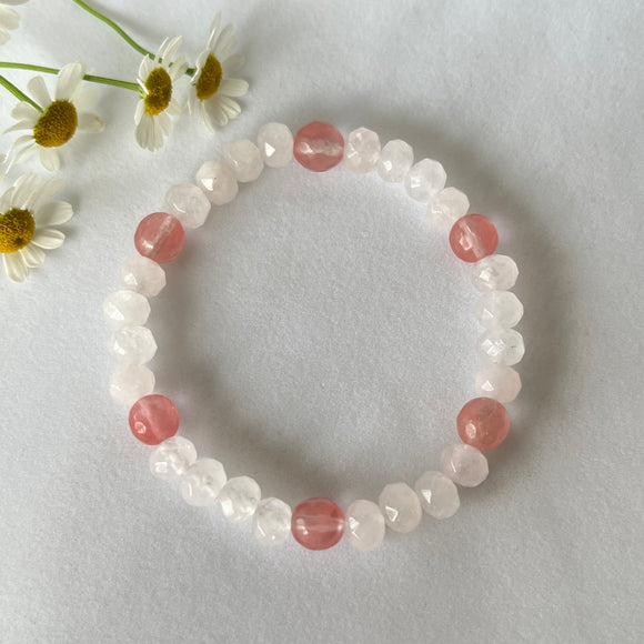 Armbånd med Rosenkvarts og rosa Agat, fasetterte steiner