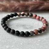 Armbånd Rhodonite og Lava med en sort farget kule med Cubic Zirkon