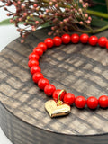 Armbånd Red Bamboo Coral med gullfarget hjerte charms